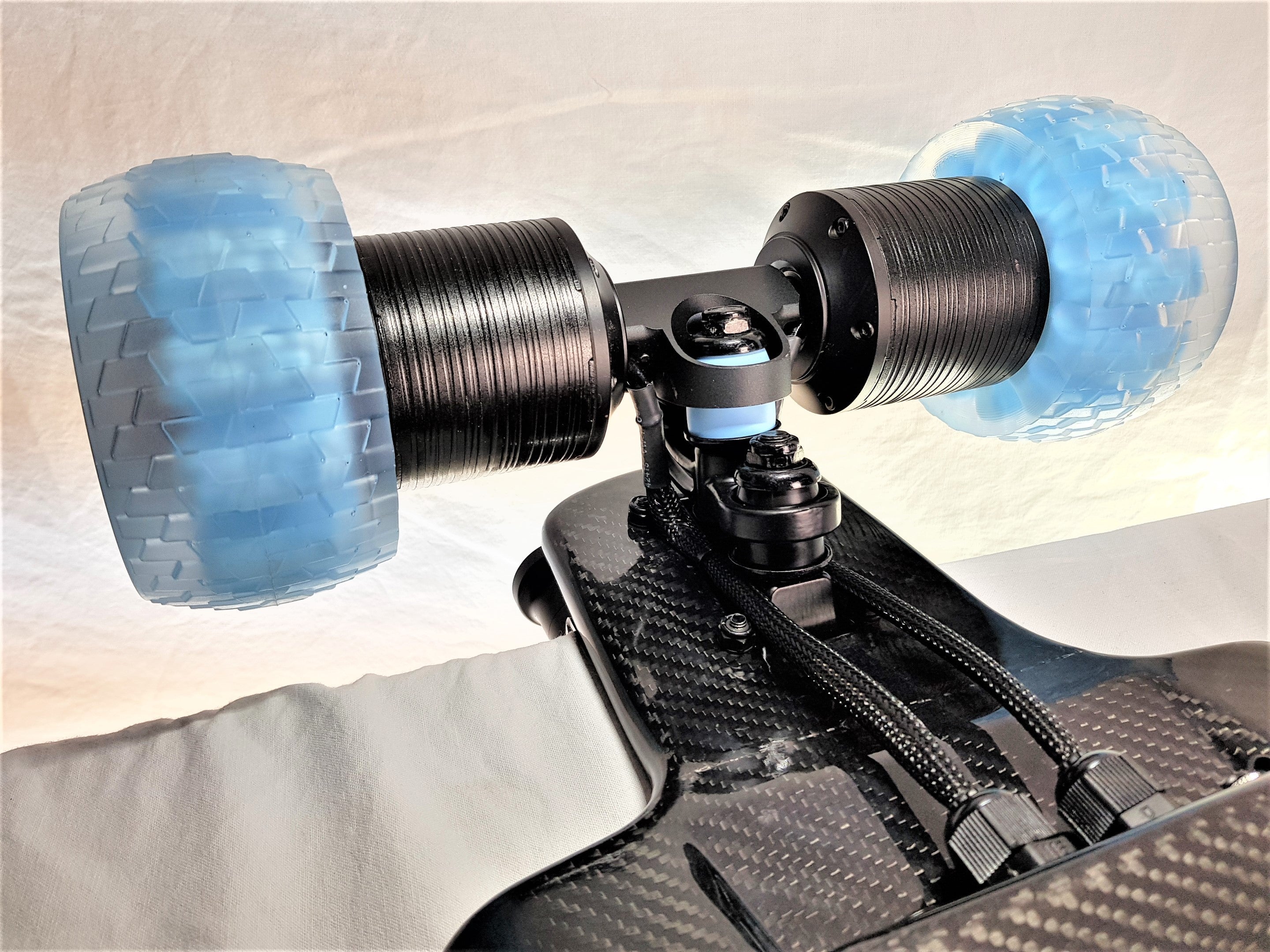 CARBON EVONOSS | 2in1 Elektro-Longboard