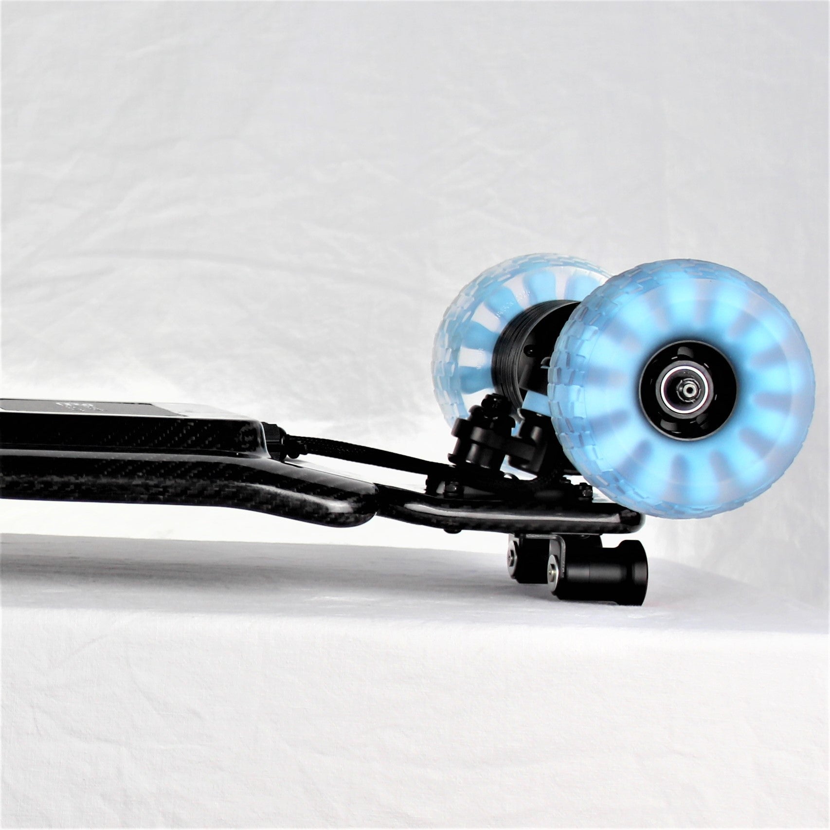 CARBON EVONOSS | 2in1 Elektro-Longboard