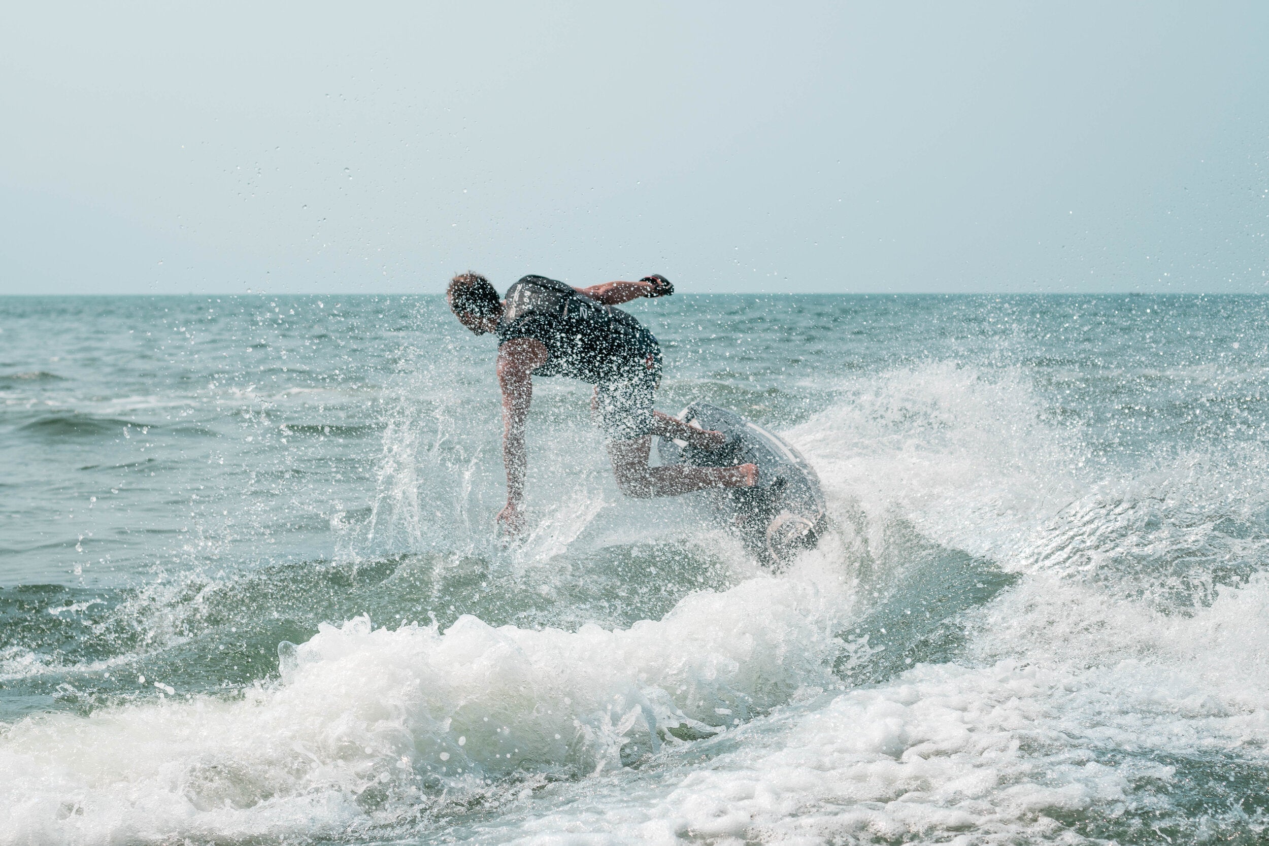 AWAKE RÄVIK S eSurfboard | Motorized electric Jetboard