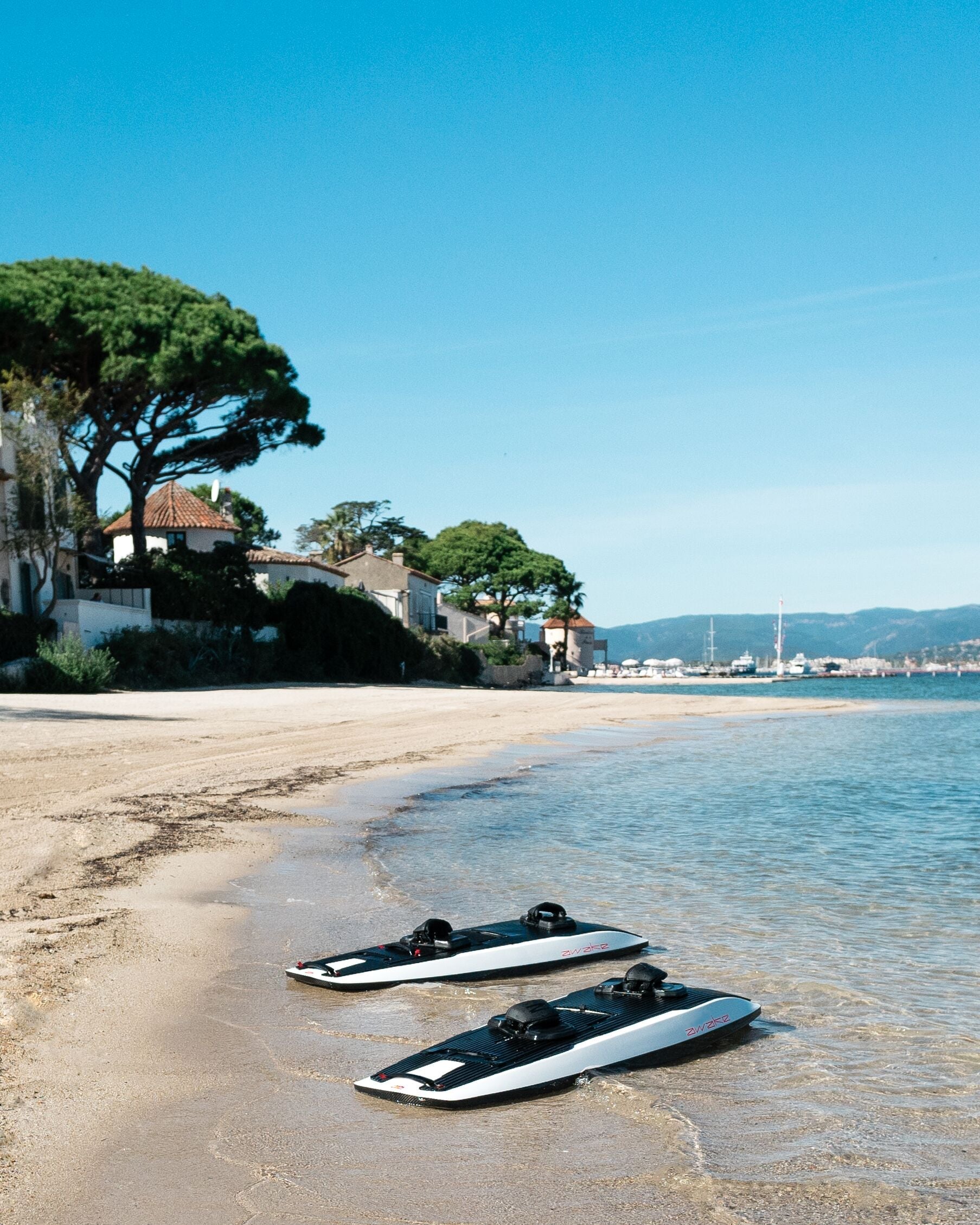AWAKE RÄVIK S eSurfboard | Motorized electric Jetboard