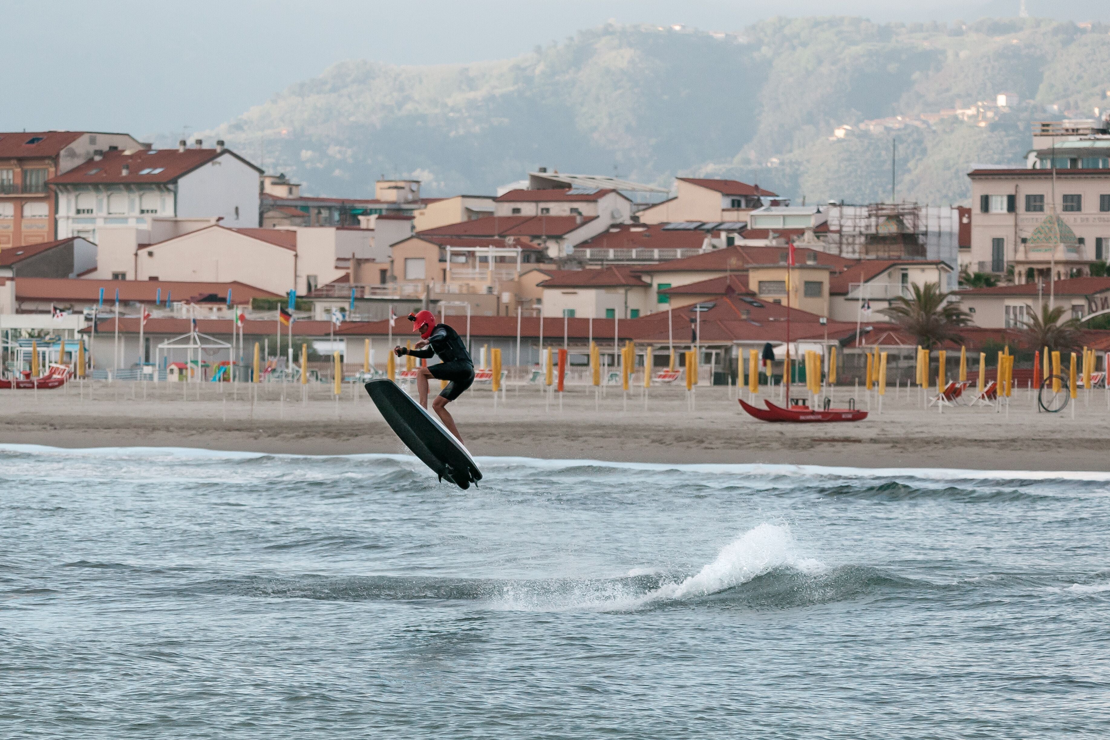 AWAKE RÄVIK S eSurfboard | Motorized electric Jetboard
