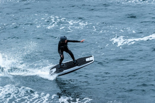 AWAKE RÄVIK S eSurfboard | Motorized electric Jetboard