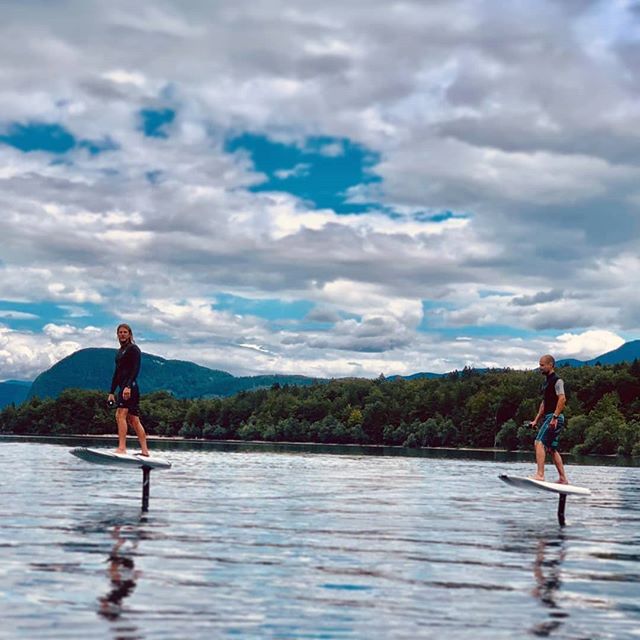 FLYING RODEO eSurfboard | Electric Hydrofoil Jetboard
