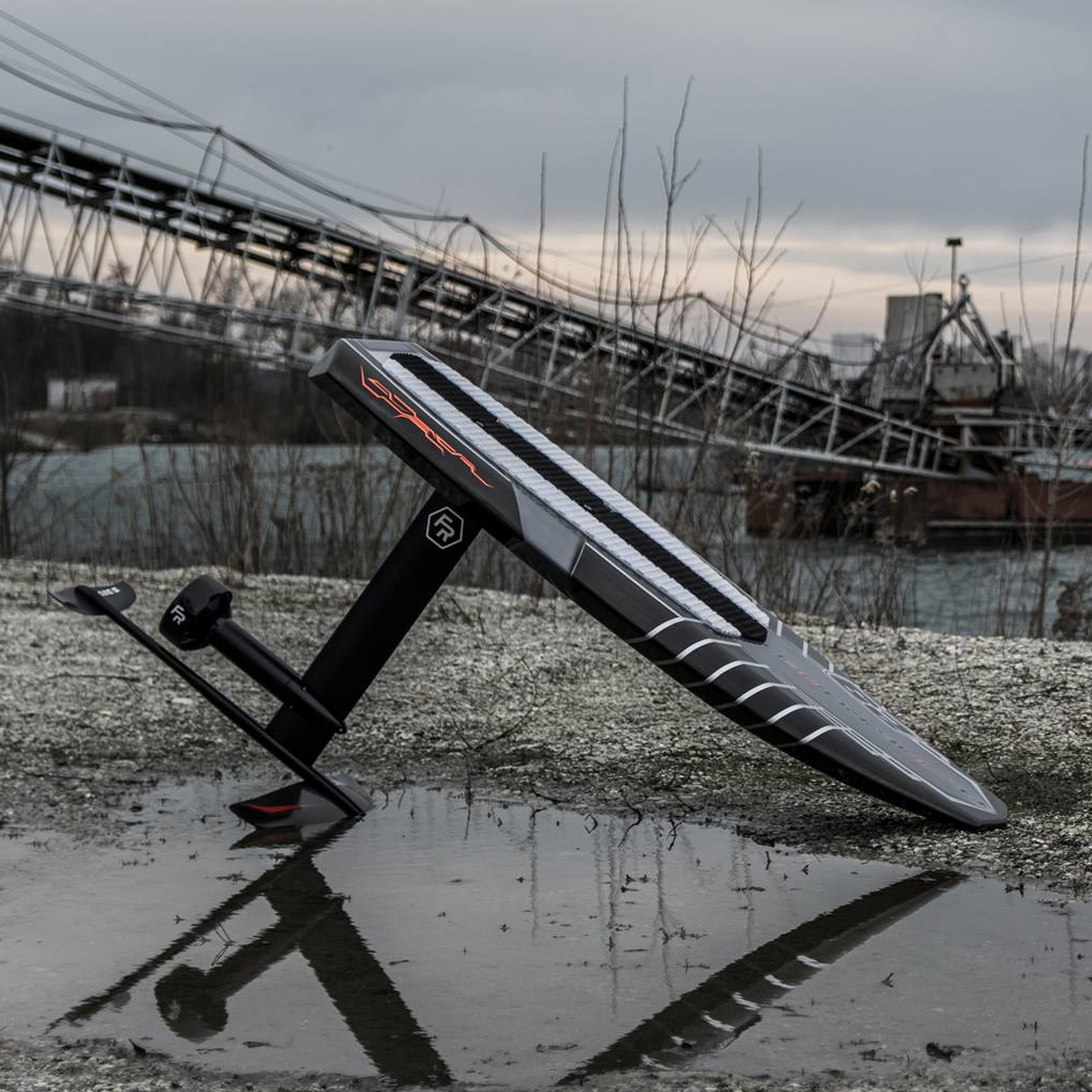 FLYING RODEO eSurfboard | Electric Hydrofoil Jetboard